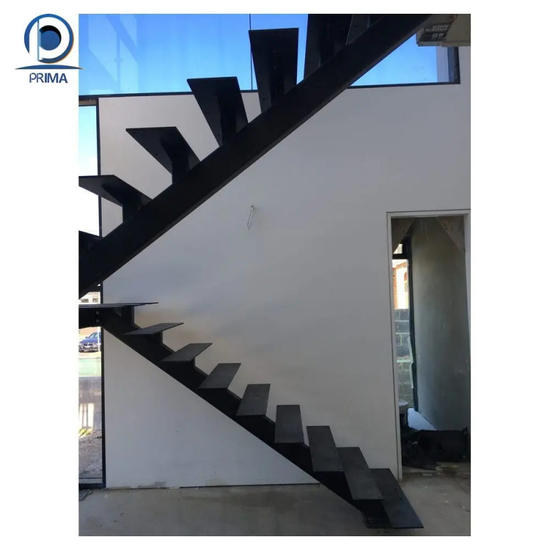 custom.Single Stringer Stairca - огляд і ціна Interior Design Home