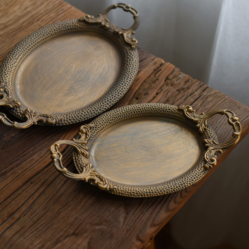 Vintage Iron Oval Serving Tray - огляд і ціна Travertine Tray Oval