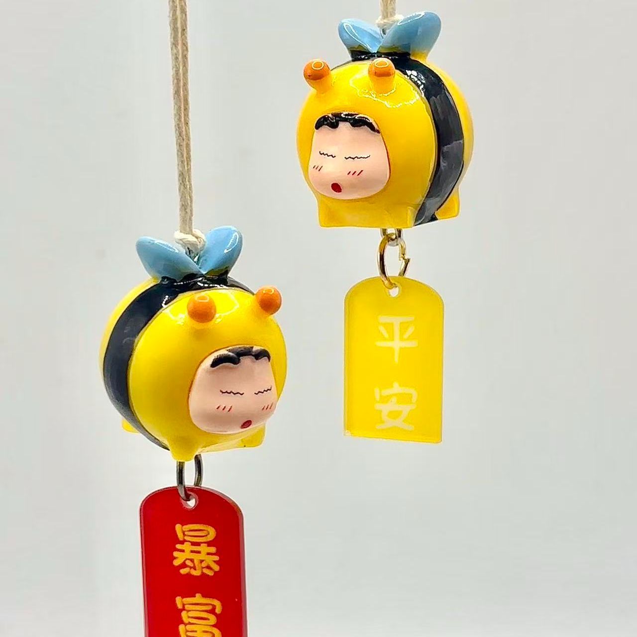 Crayon Shin-chan Bee Cosplay F - огляд і ціна Interior Design Styles